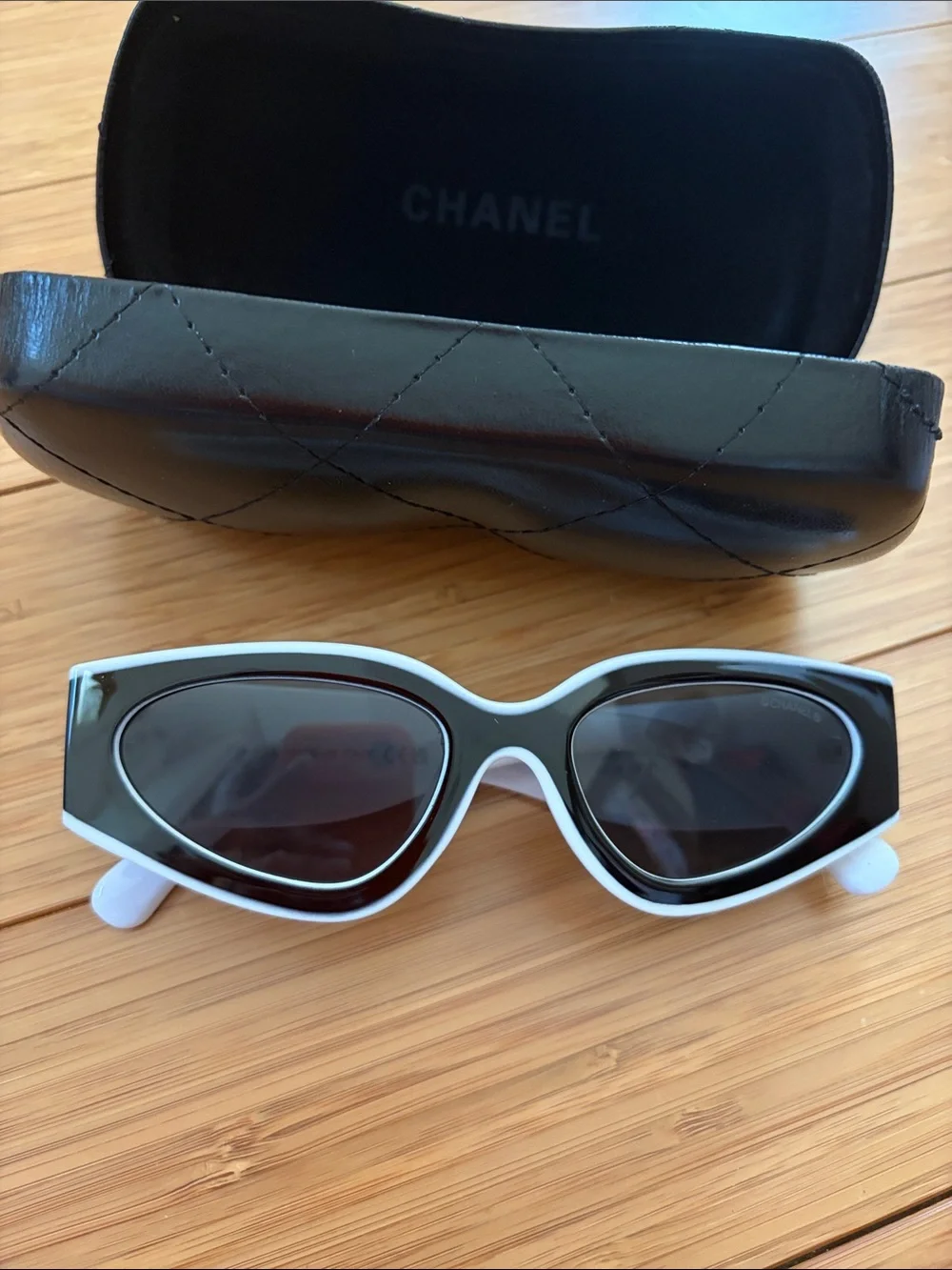 Cat Eye CC Fashion Sunglasses